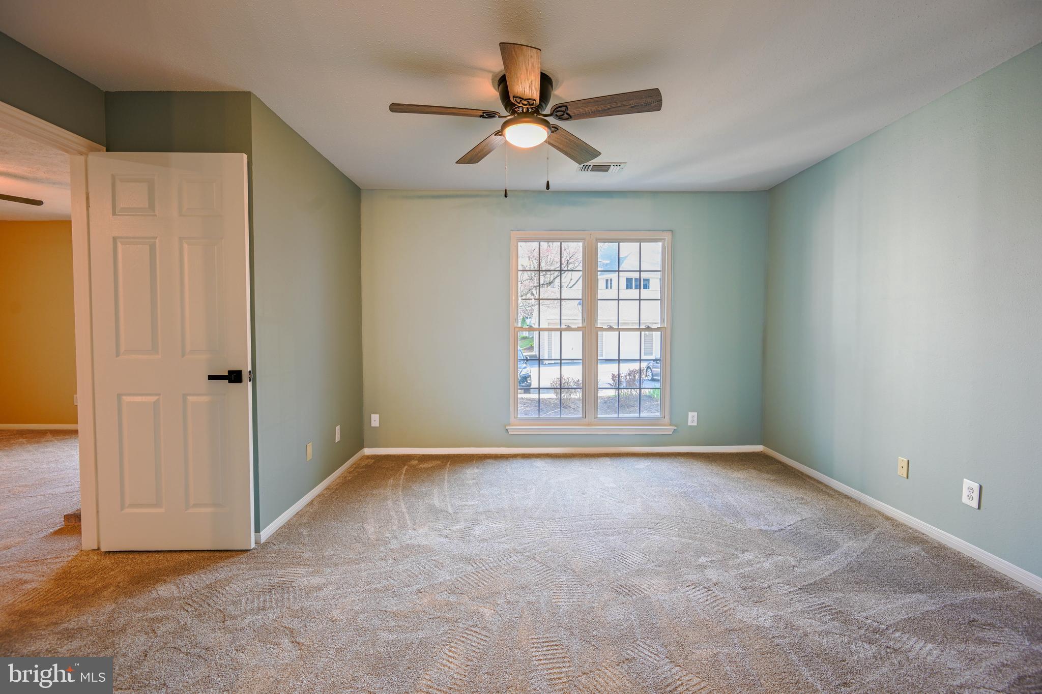 ENGLISH COUNTRY MANOR - Residential