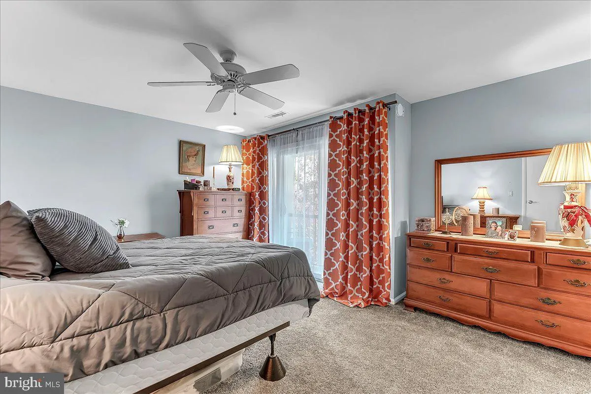 Newtown Square, Pennsylvania 19073, United States, 1 Bedroom Bedrooms, ,1 BathroomBathrooms,Residential,Contingent,127122