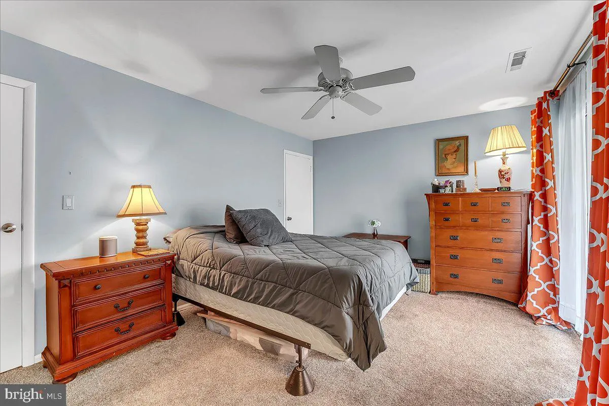 Newtown Square, Pennsylvania 19073, United States, 1 Bedroom Bedrooms, ,1 BathroomBathrooms,Residential,Contingent,127122