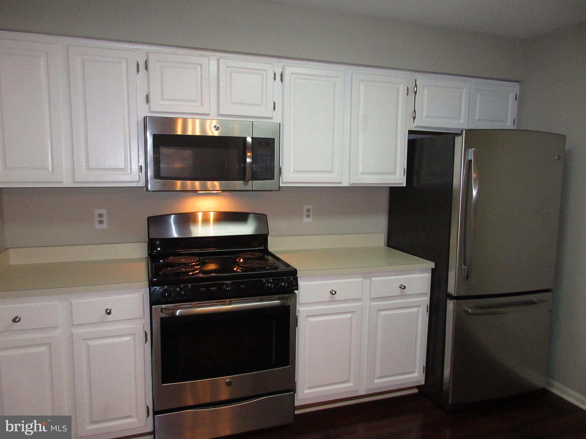 REYNOLDS PROSPECT - Residential Lease