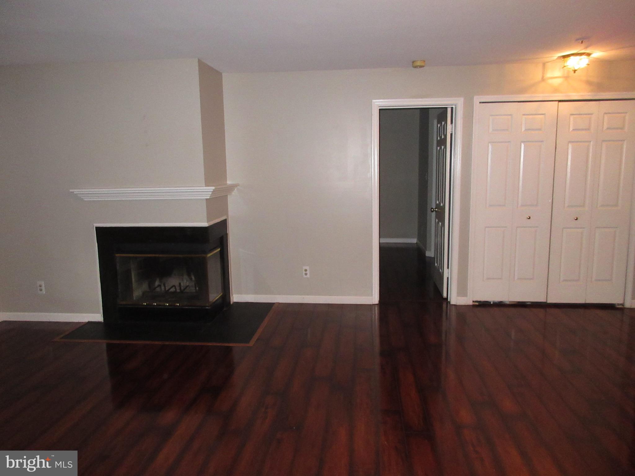 REYNOLDS PROSPECT - Residential Lease