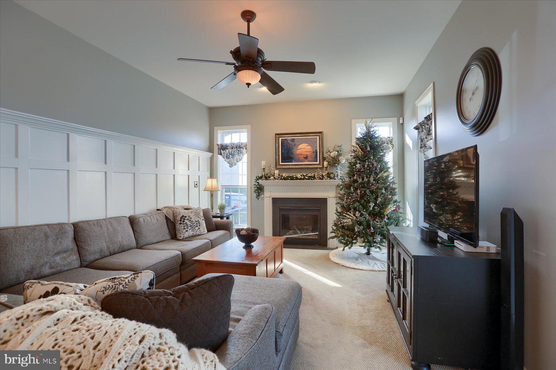 LONDON CROFT - Residential