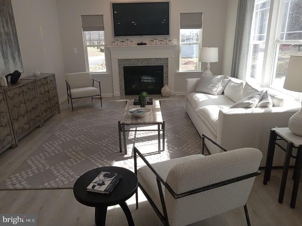 AUGUSTA - Residential