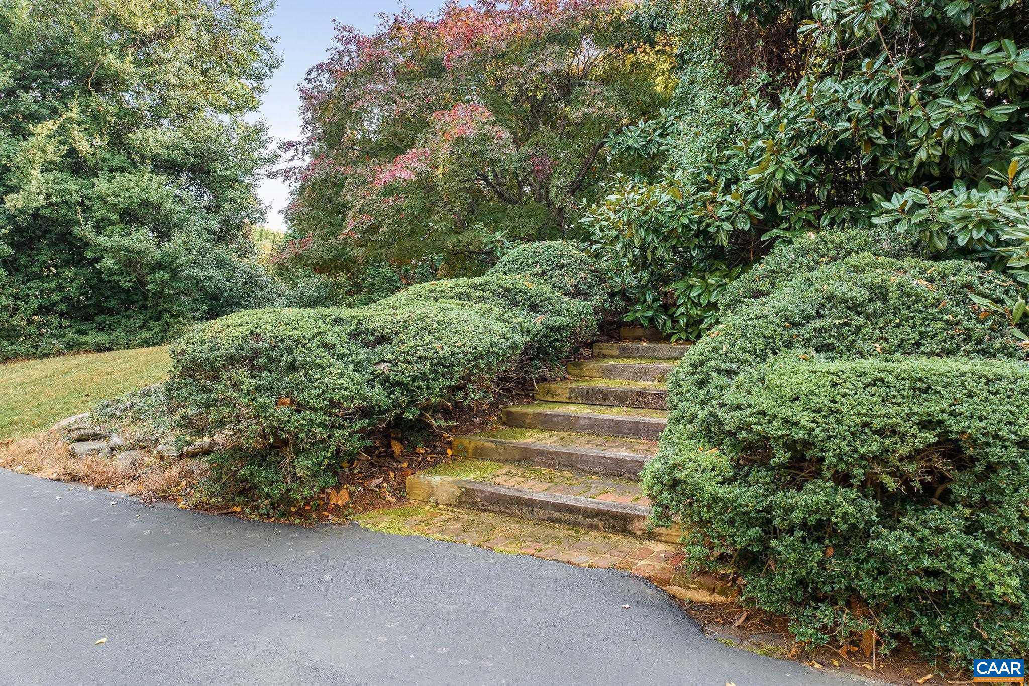 NORTHFIELDS - Residential