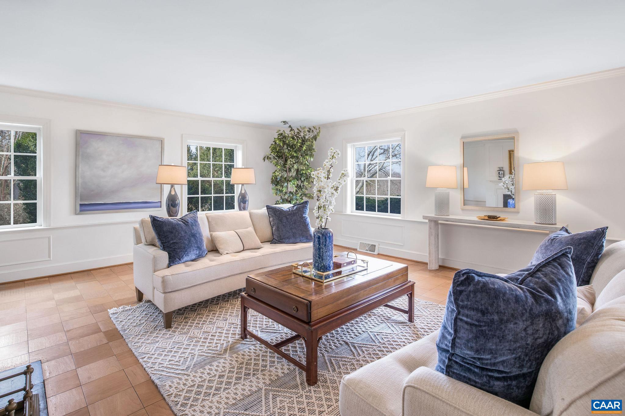 NORTHFIELDS - Residential