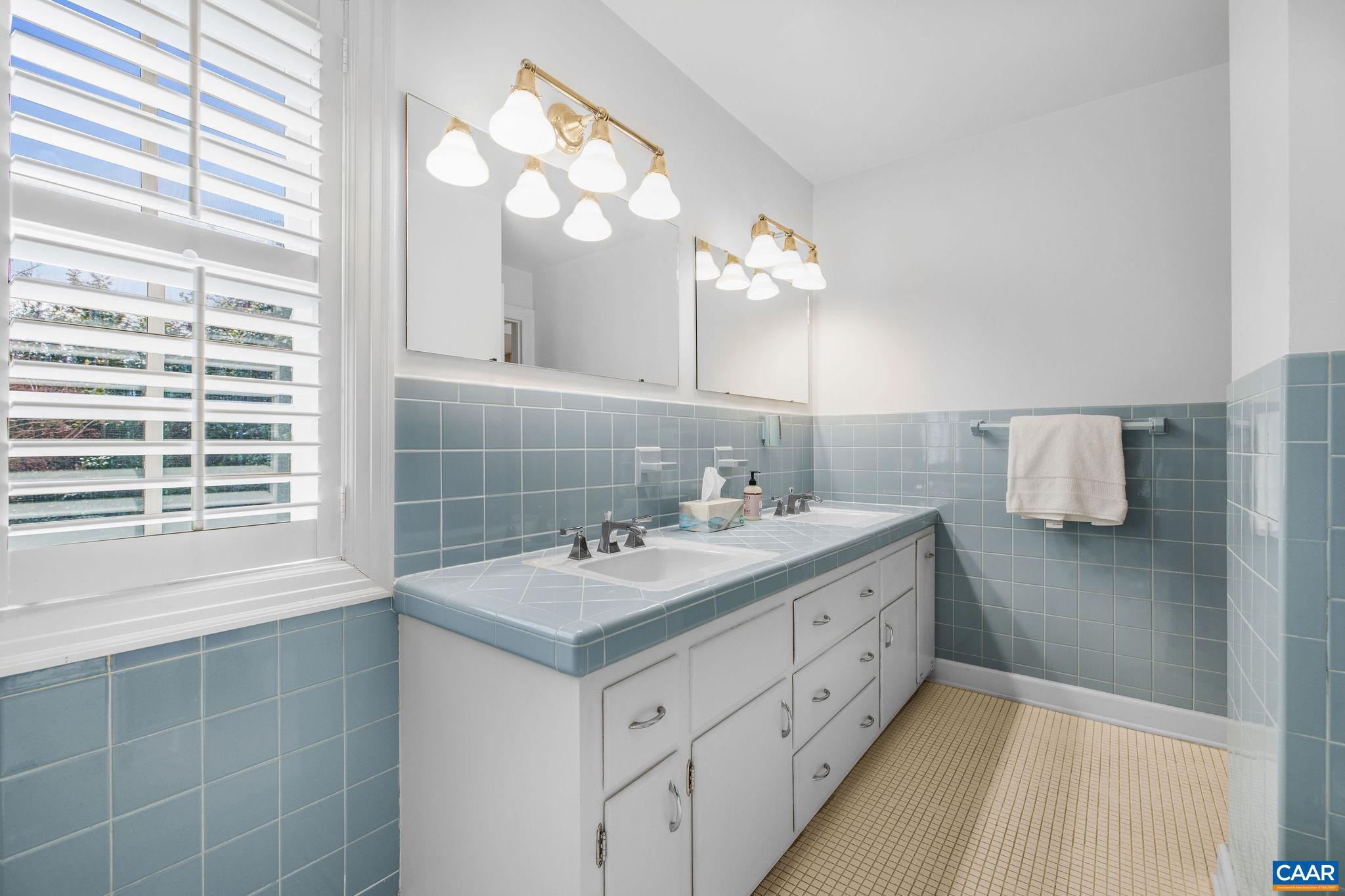 NORTHFIELDS - Residential