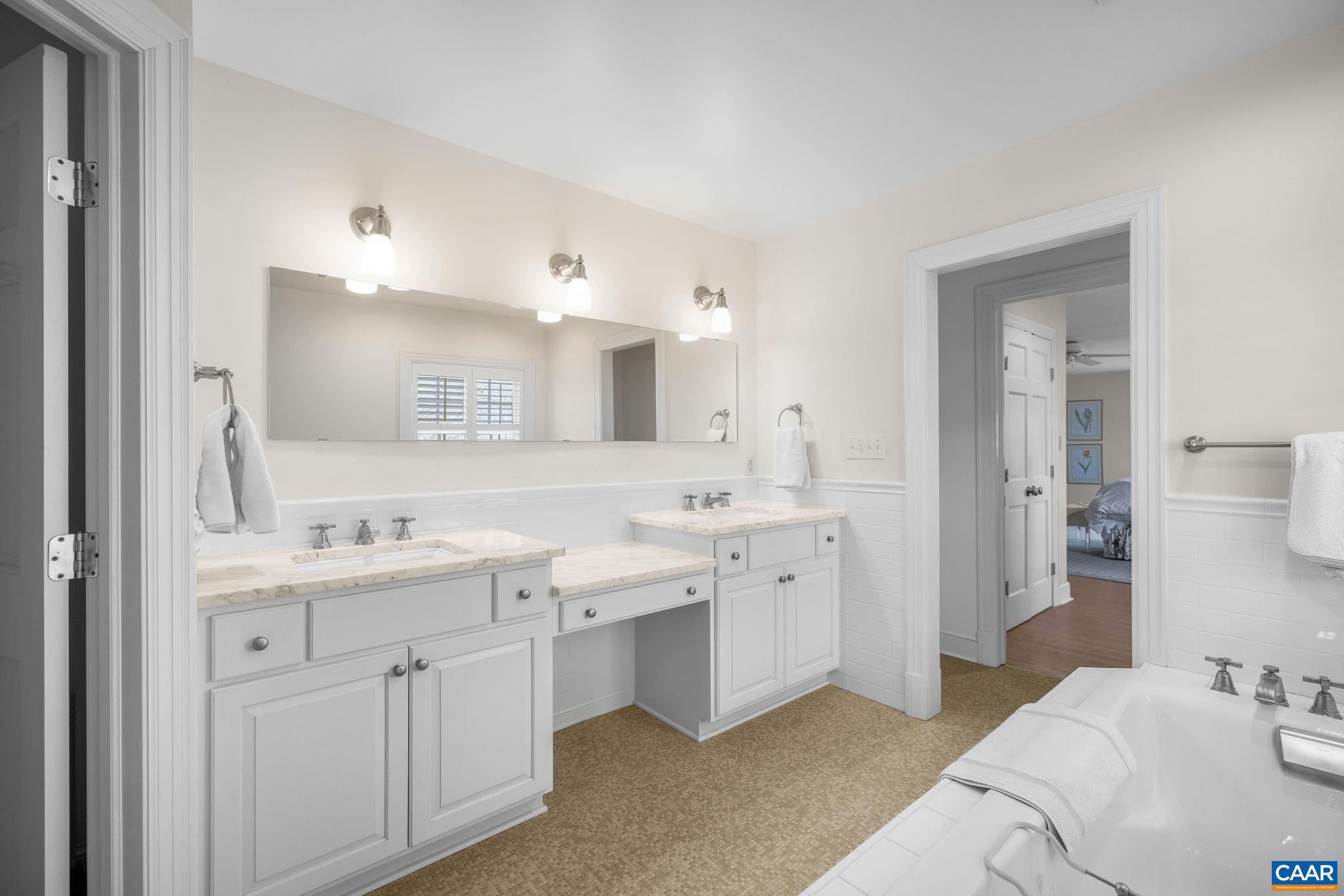 NORTHFIELDS - Residential