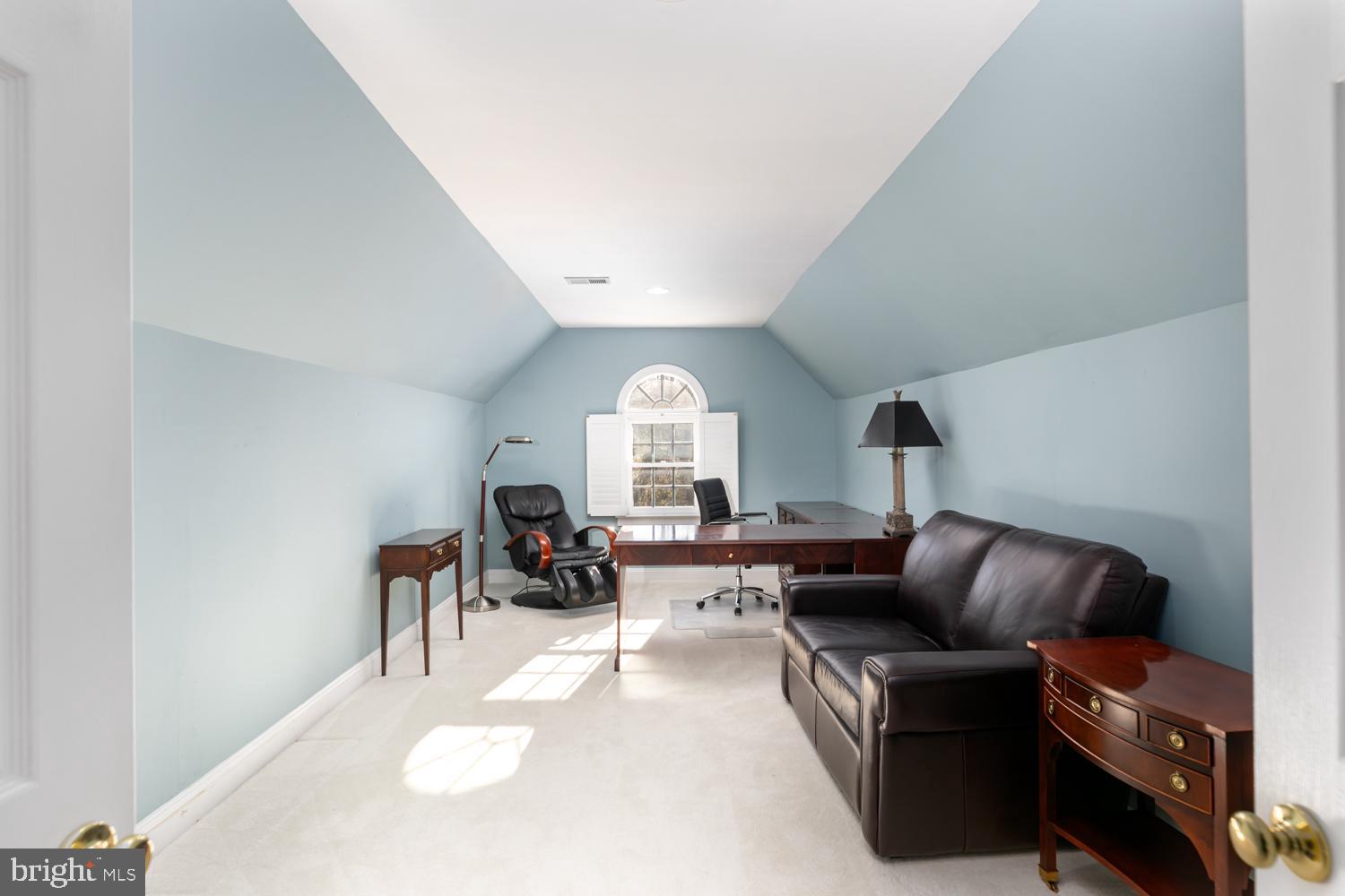 CASCADES ESTATES - Residential