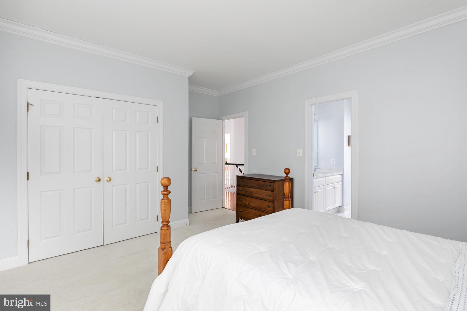 CASCADES ESTATES - Residential