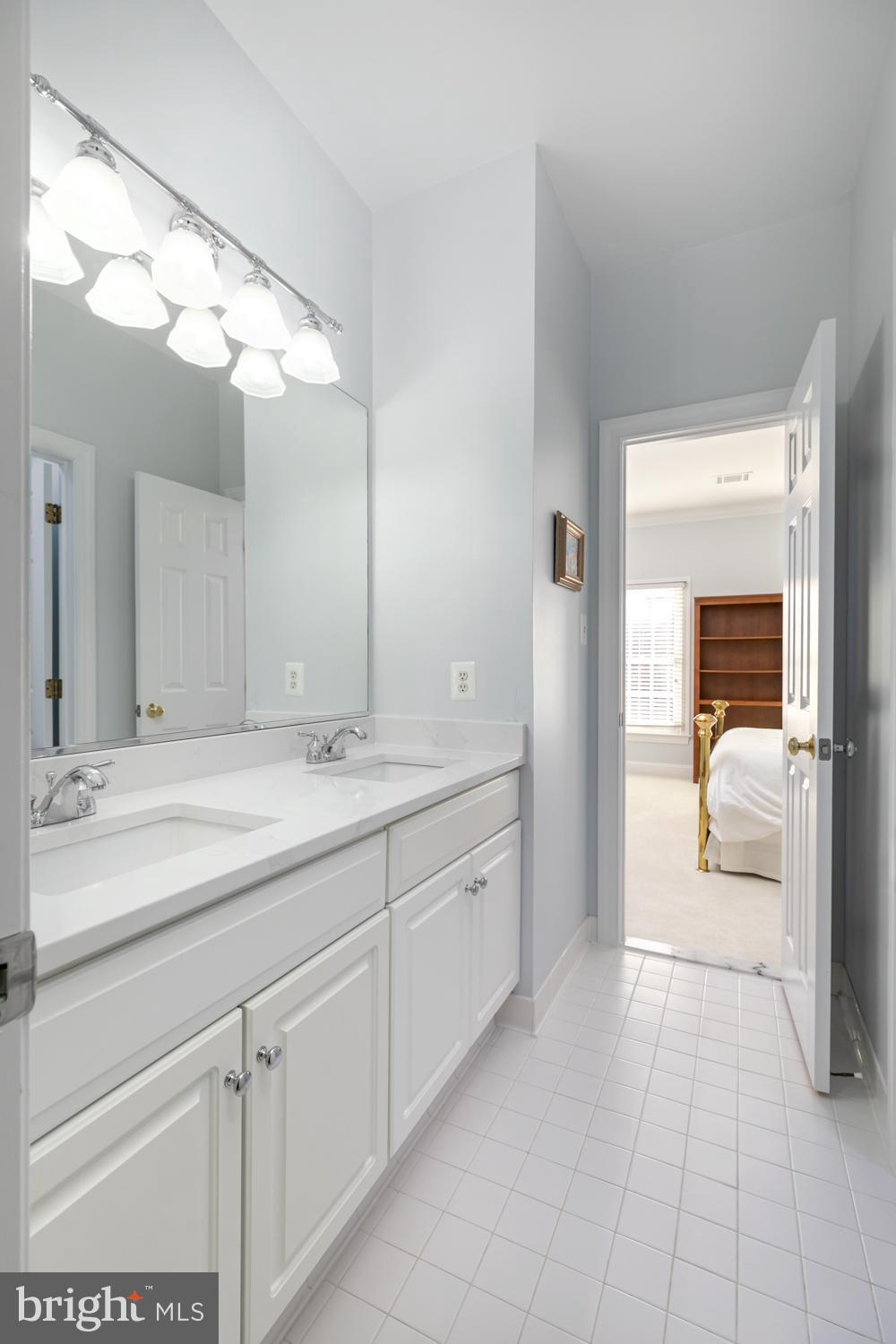 CASCADES ESTATES - Residential