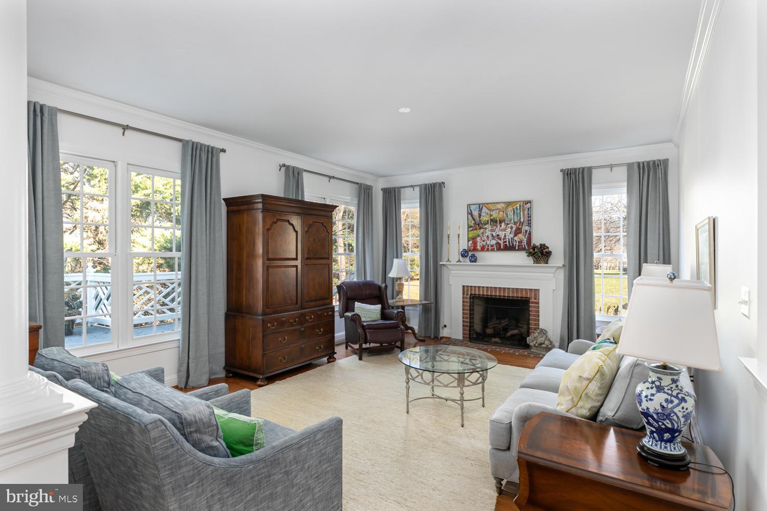 CASCADES ESTATES - Residential