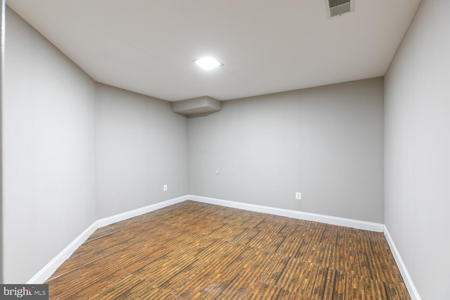 CASCADES ESTATES - Residential