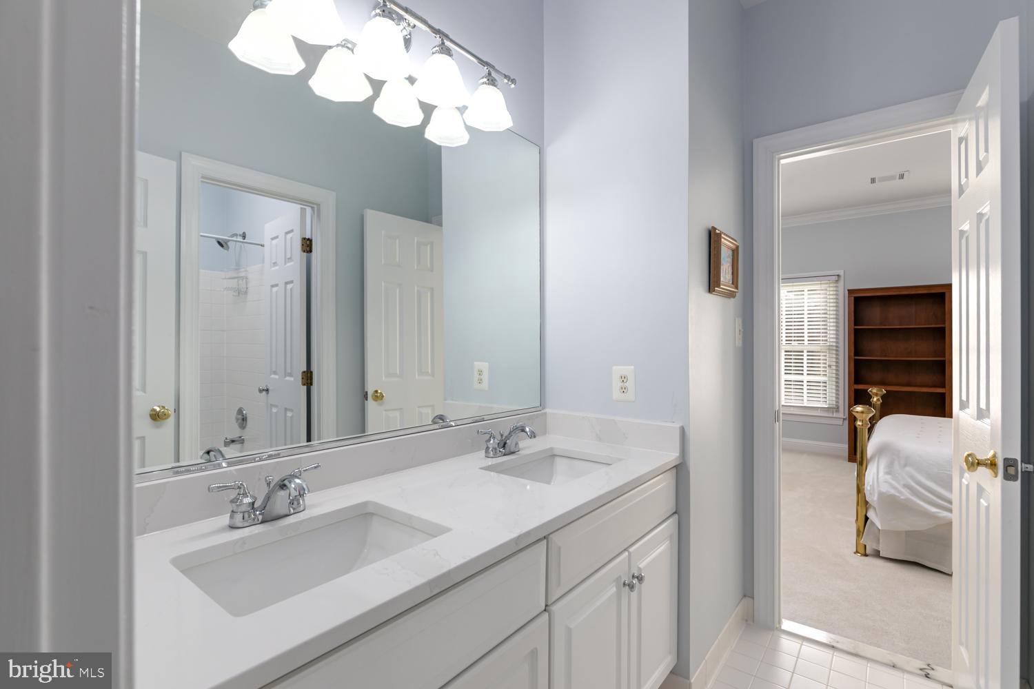 CASCADES ESTATES - Residential