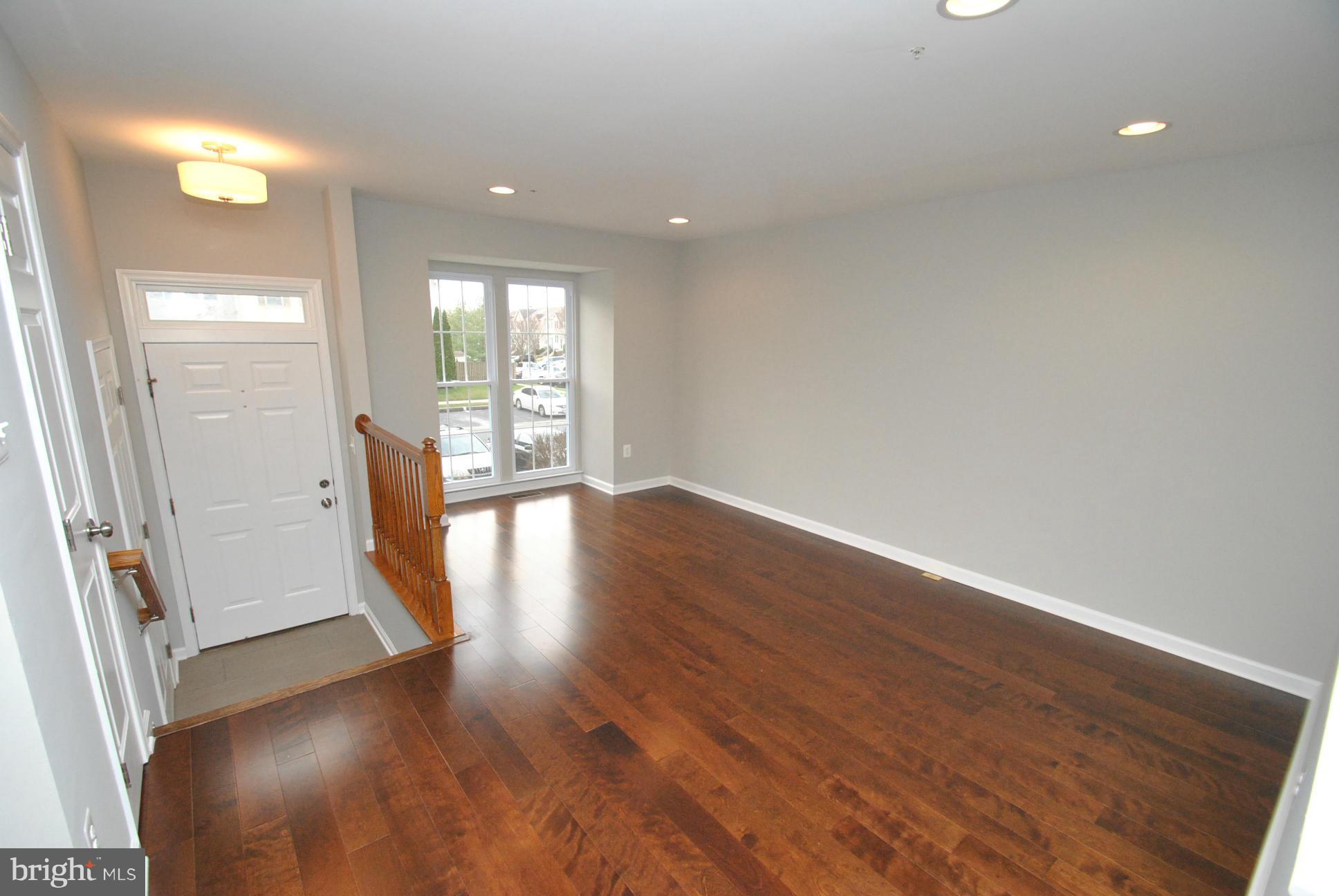 VILLAGE OF PAWNEE - Residential