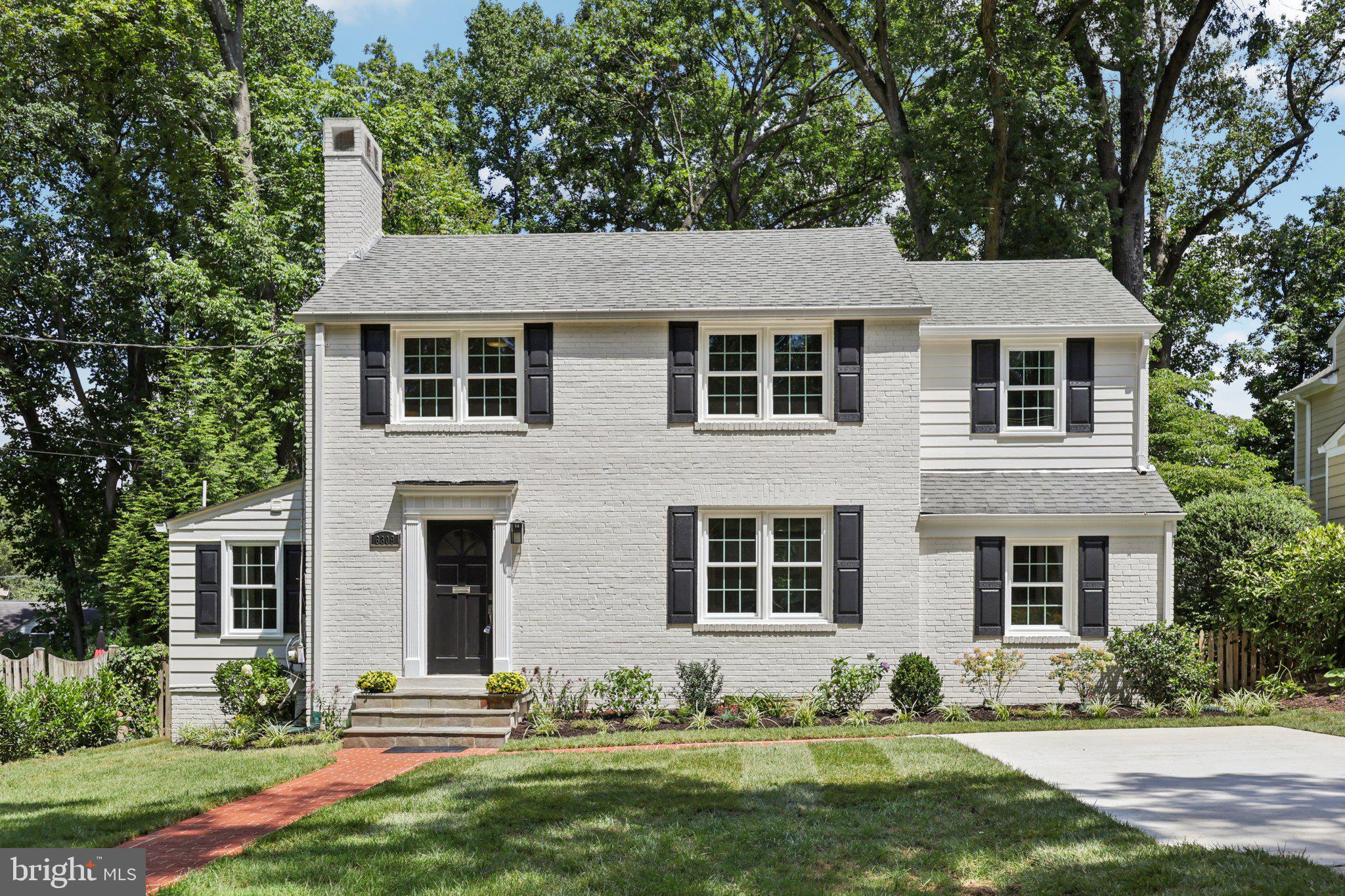 WOODACRES - Residential