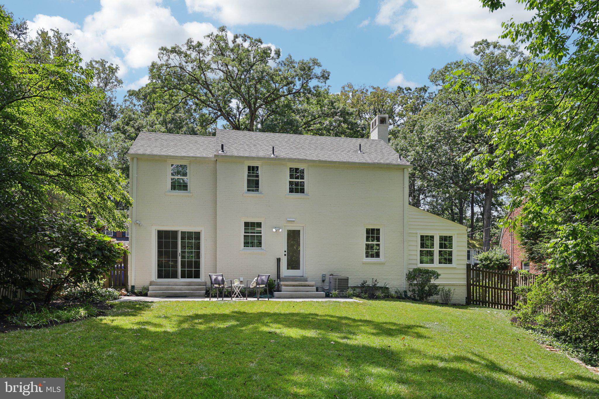 WOODACRES - Residential