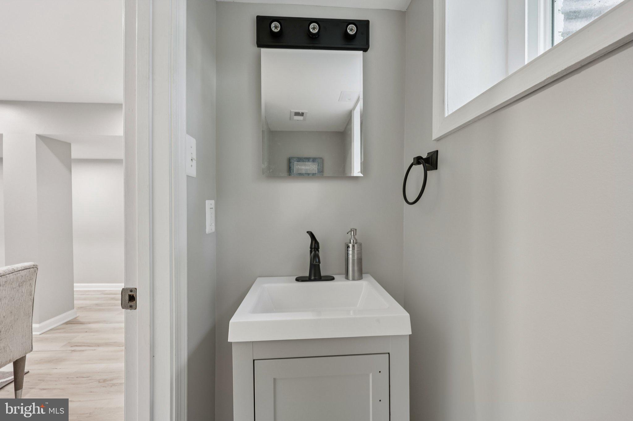 WOODACRES - Residential