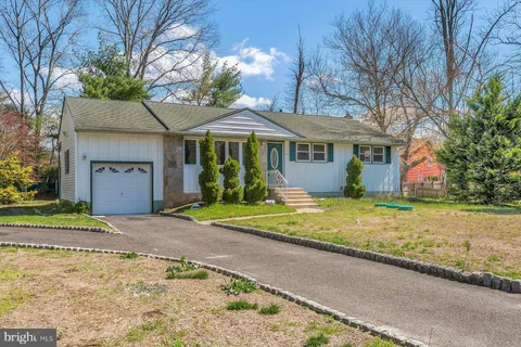 MLS: NJCD2115392