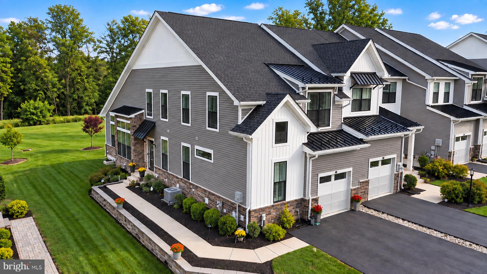 51 UMBRELL DRIVE