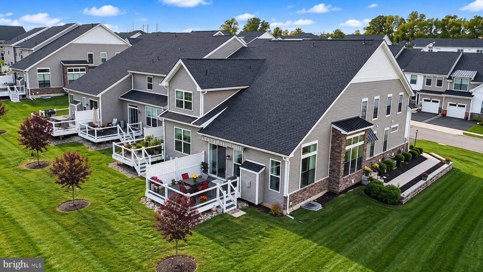 51 UMBRELL DRIVE