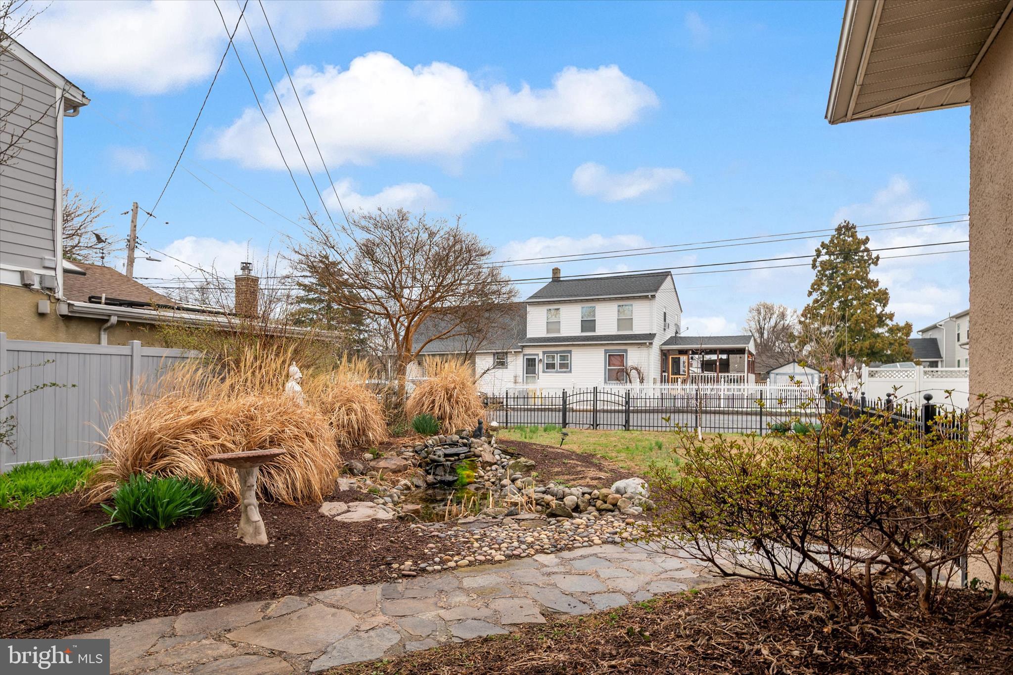 SUNSET BEACH - Residential