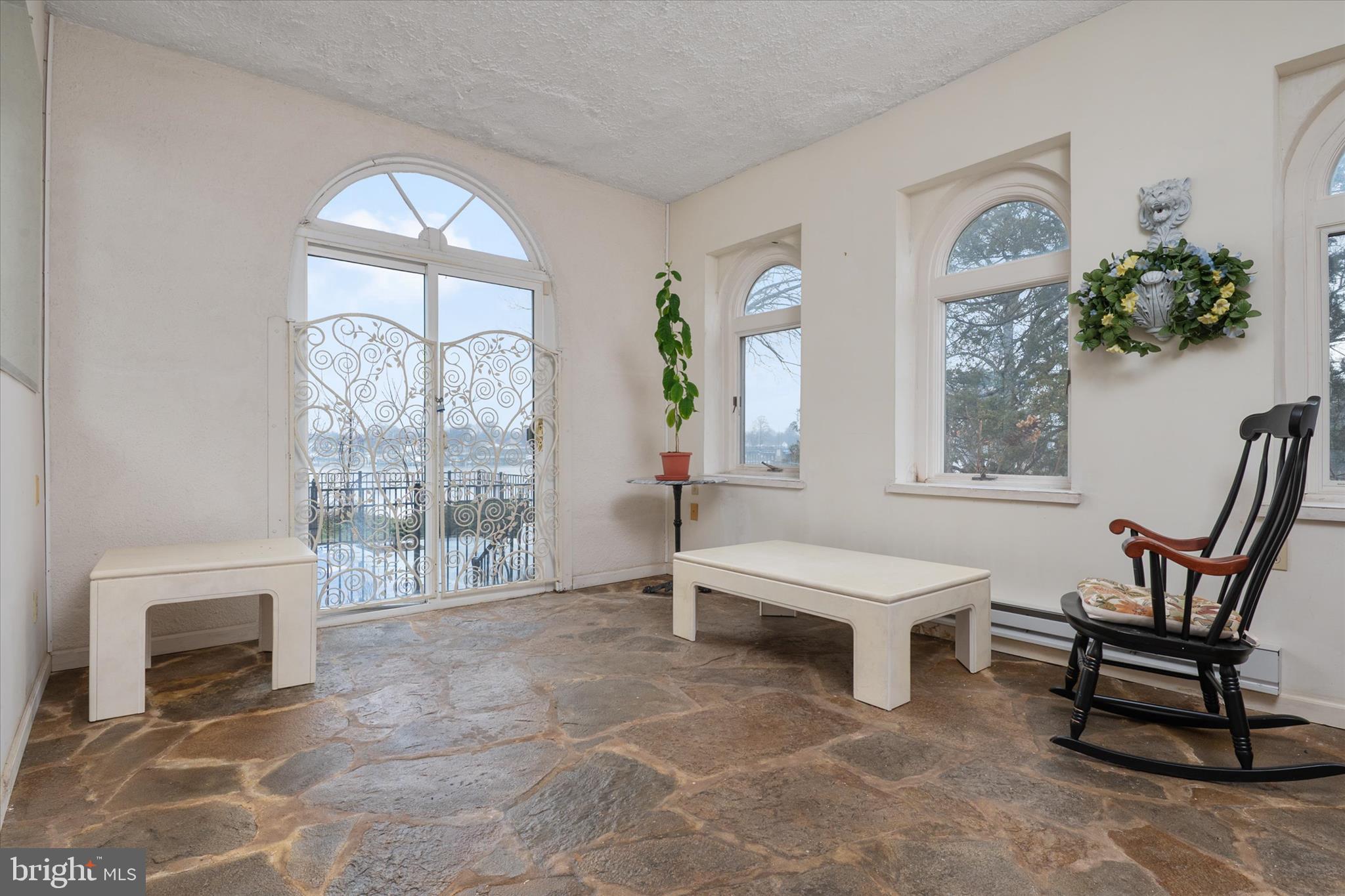 SUNSET BEACH - Residential