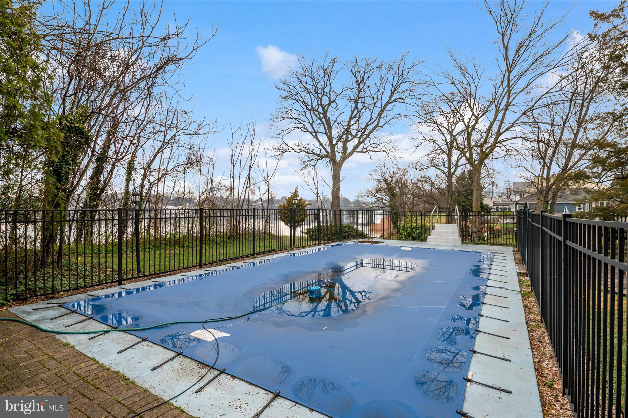 SUNSET BEACH - Residential