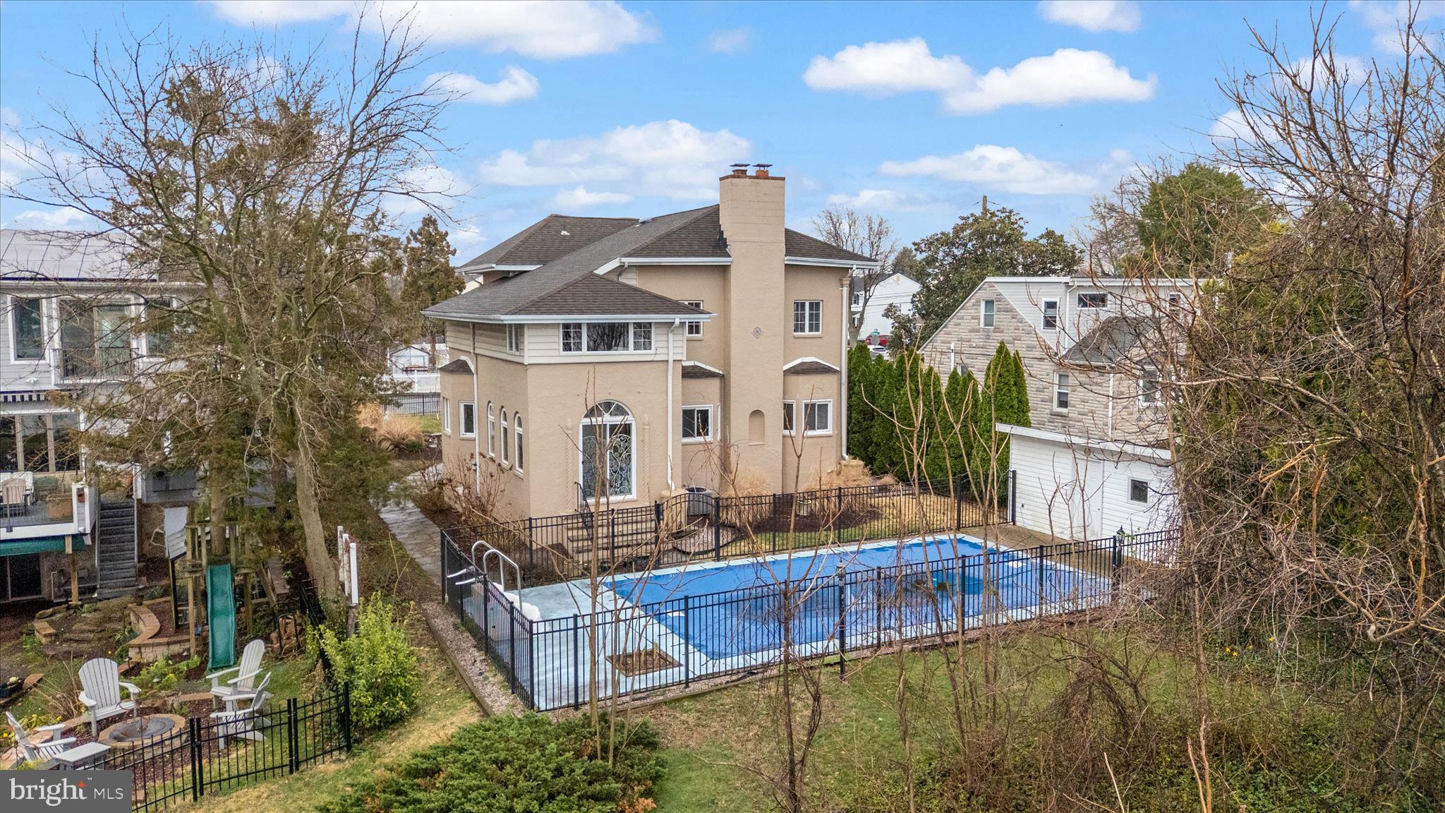 SUNSET BEACH - Residential