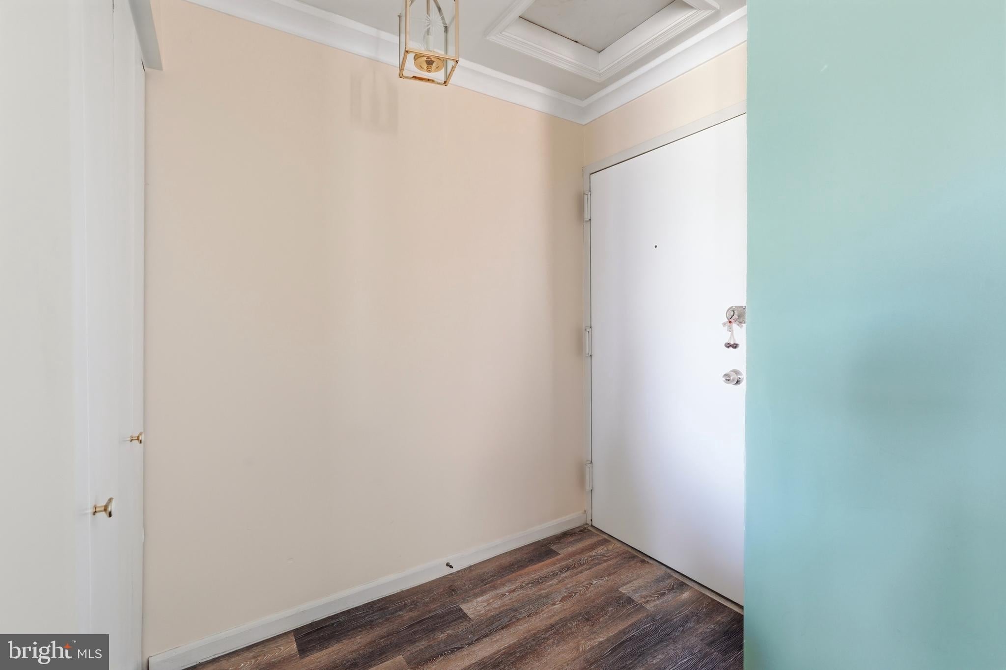 1403 KEY PARKWAY 301A