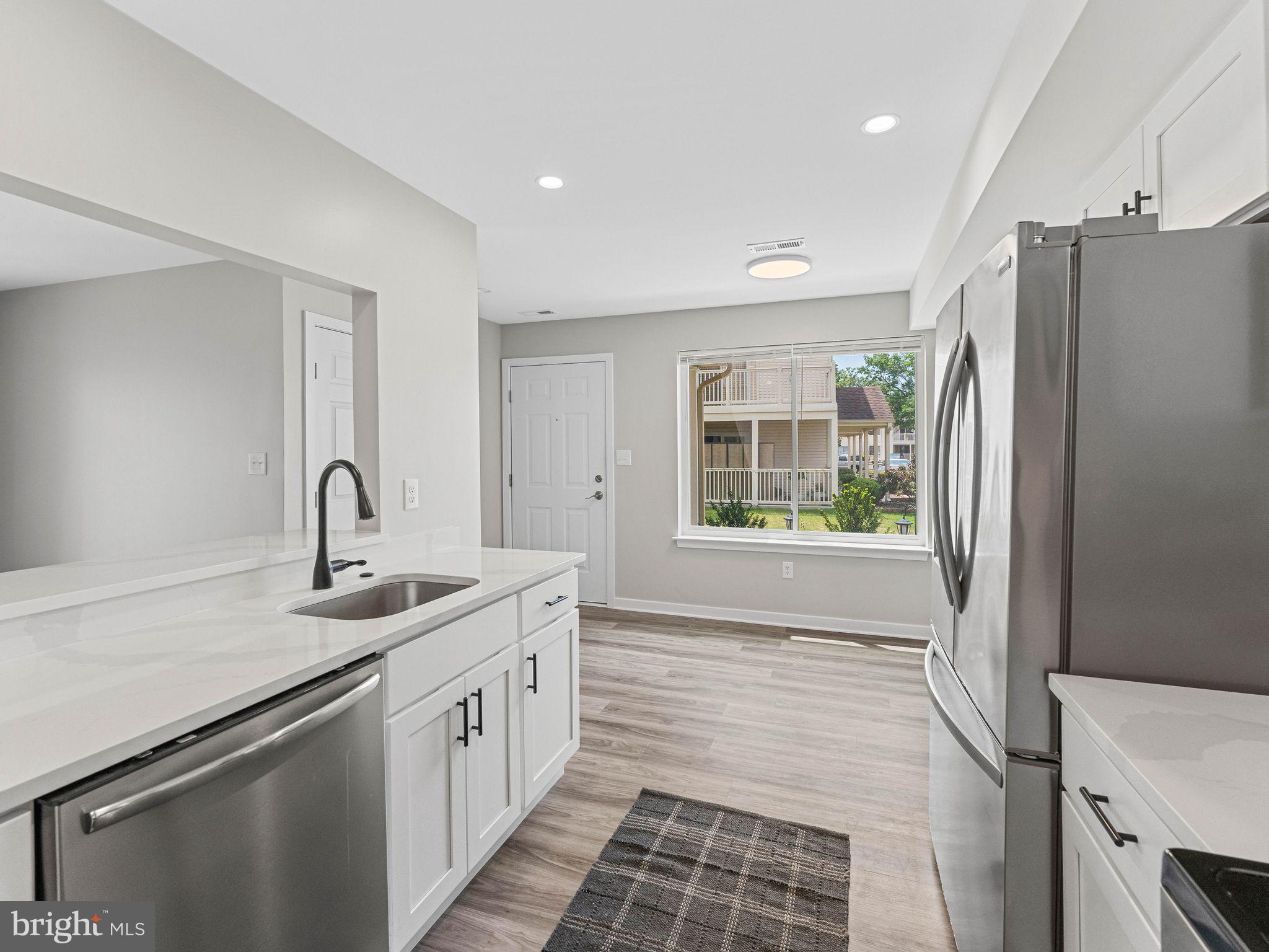 1203 ROBERTS WAY