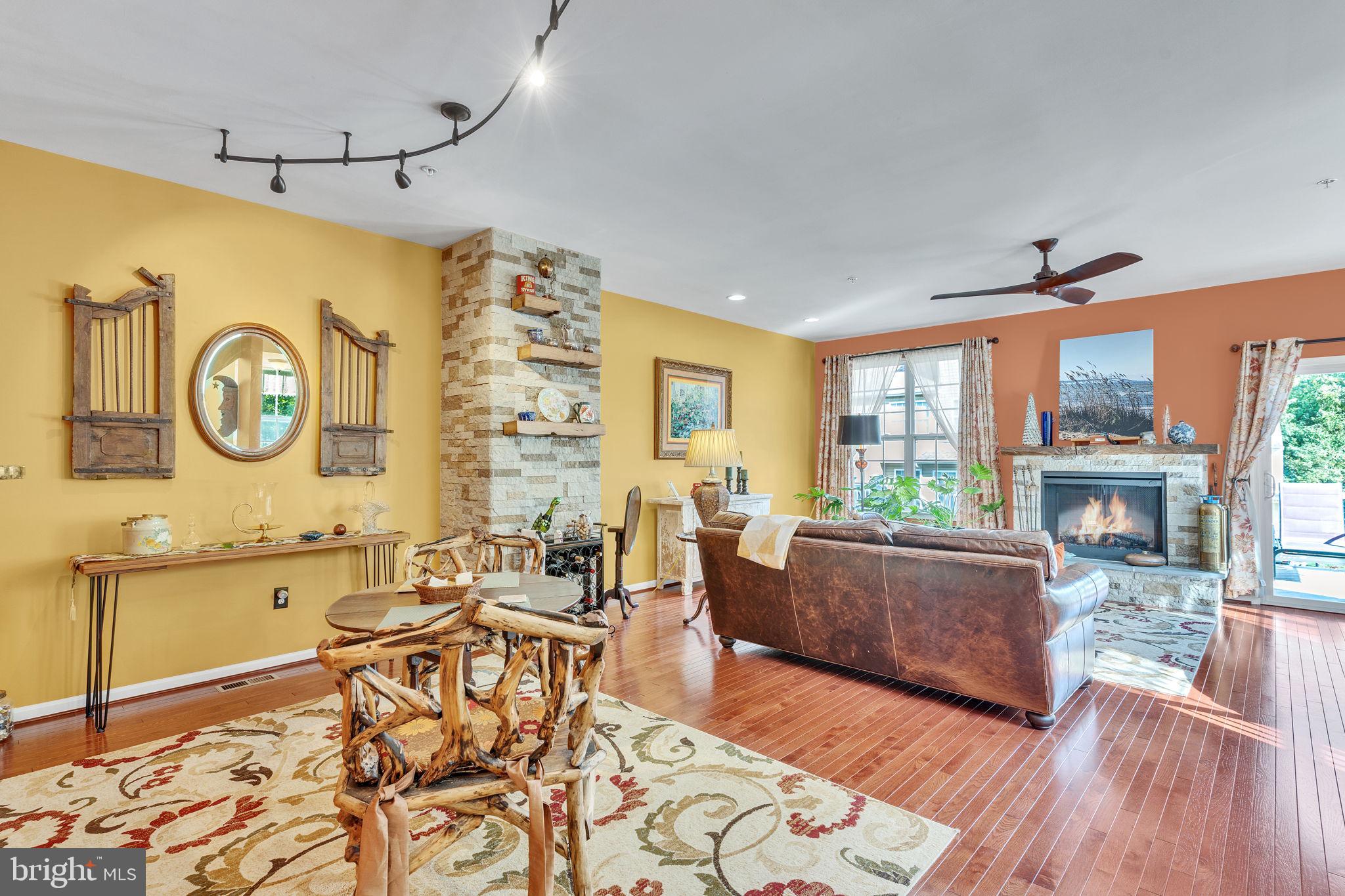 SAN FRANCISCO BY THE BAY - Residential