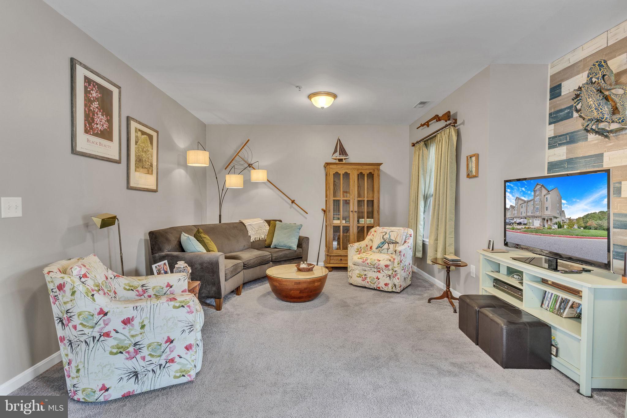 SAN FRANCISCO BY THE BAY - Residential