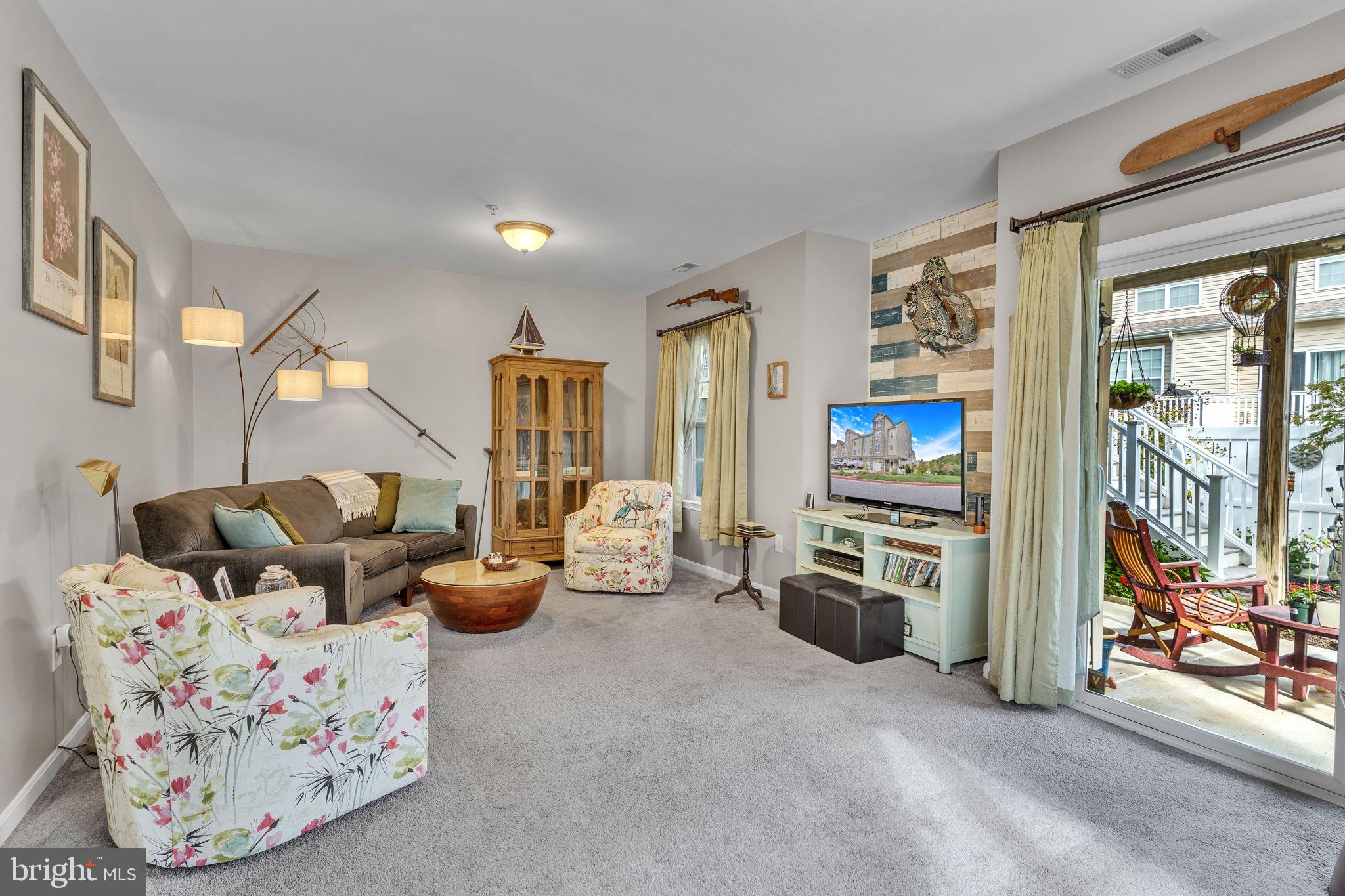 SAN FRANCISCO BY THE BAY - Residential