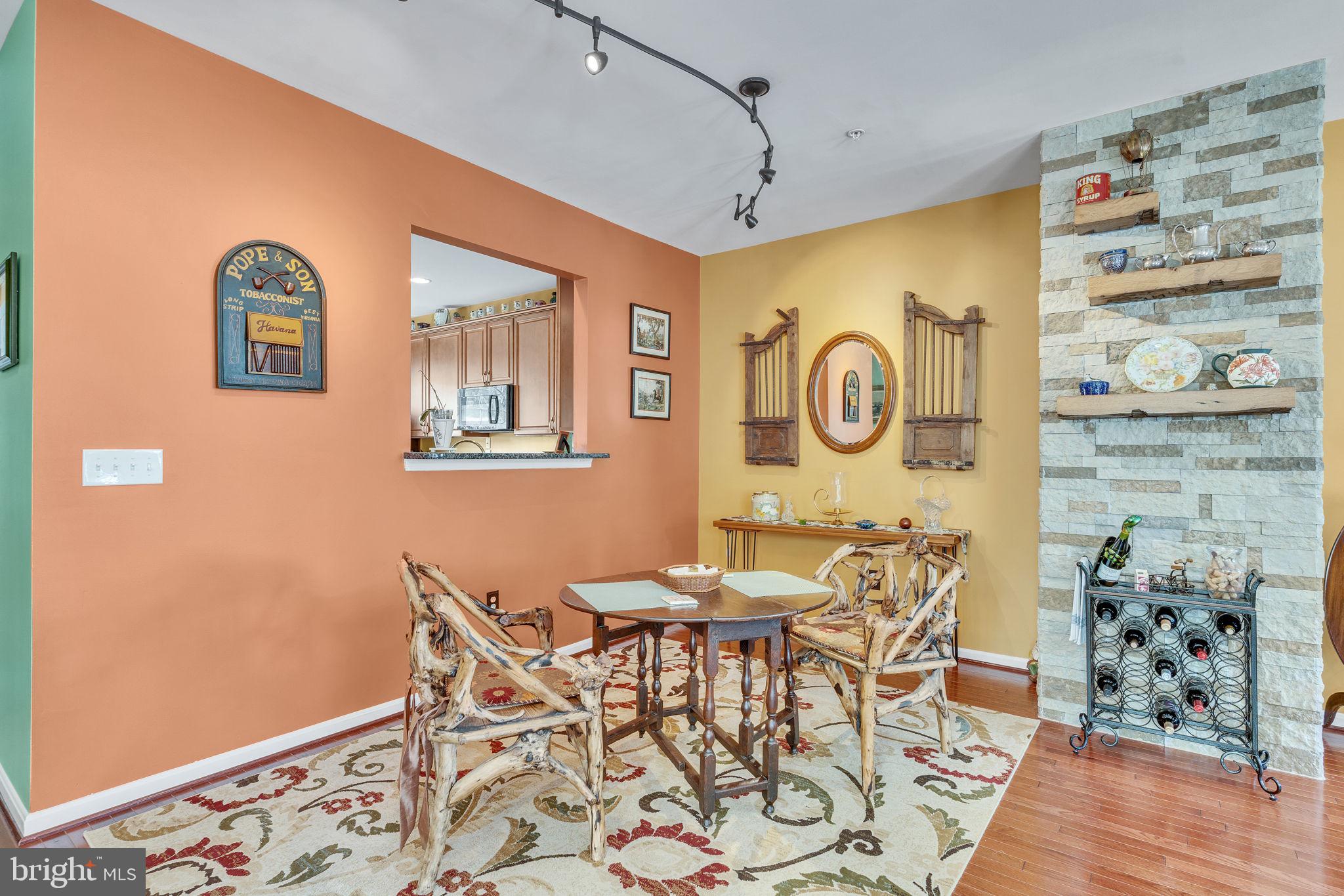 SAN FRANCISCO BY THE BAY - Residential