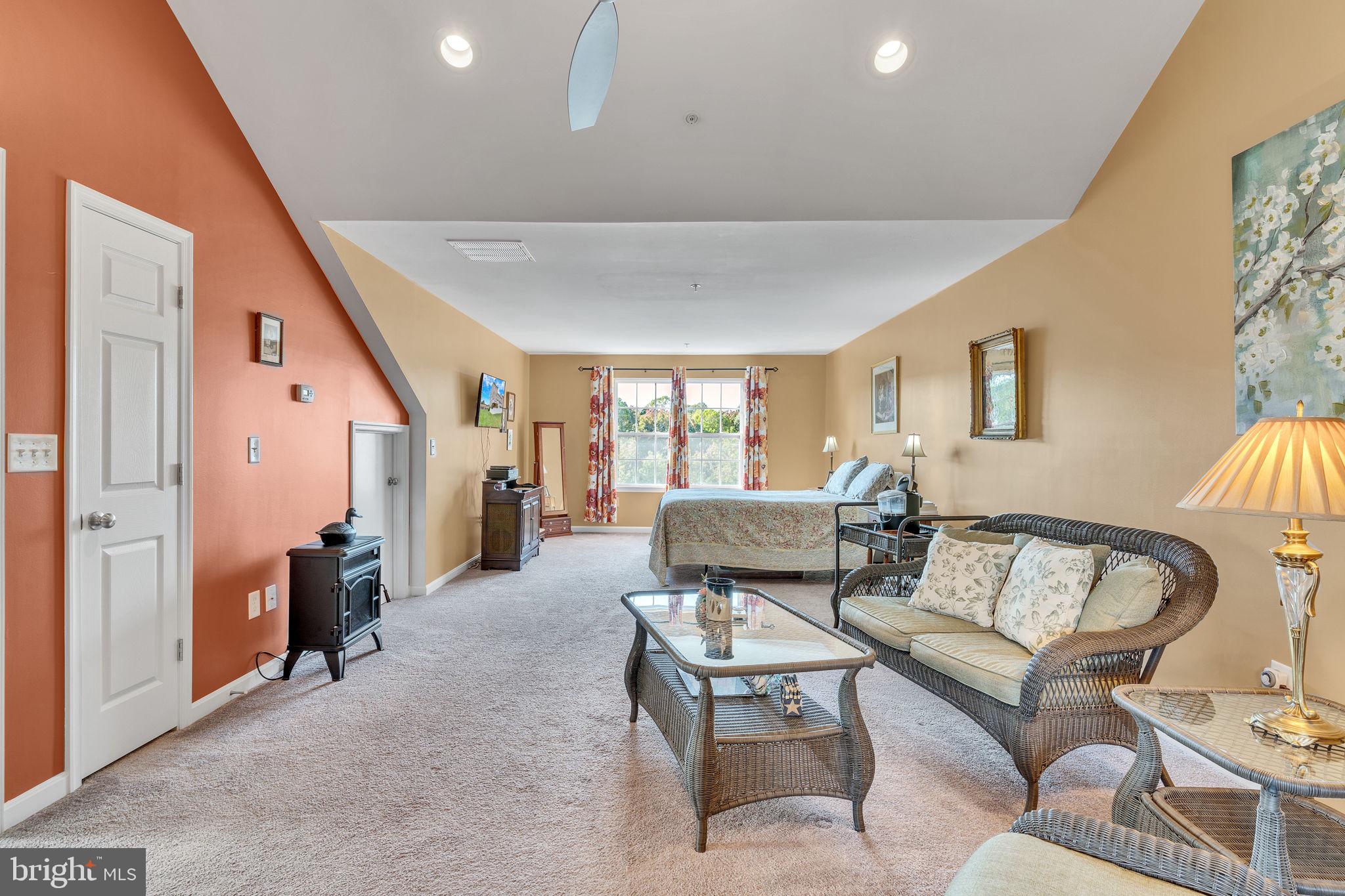 SAN FRANCISCO BY THE BAY - Residential