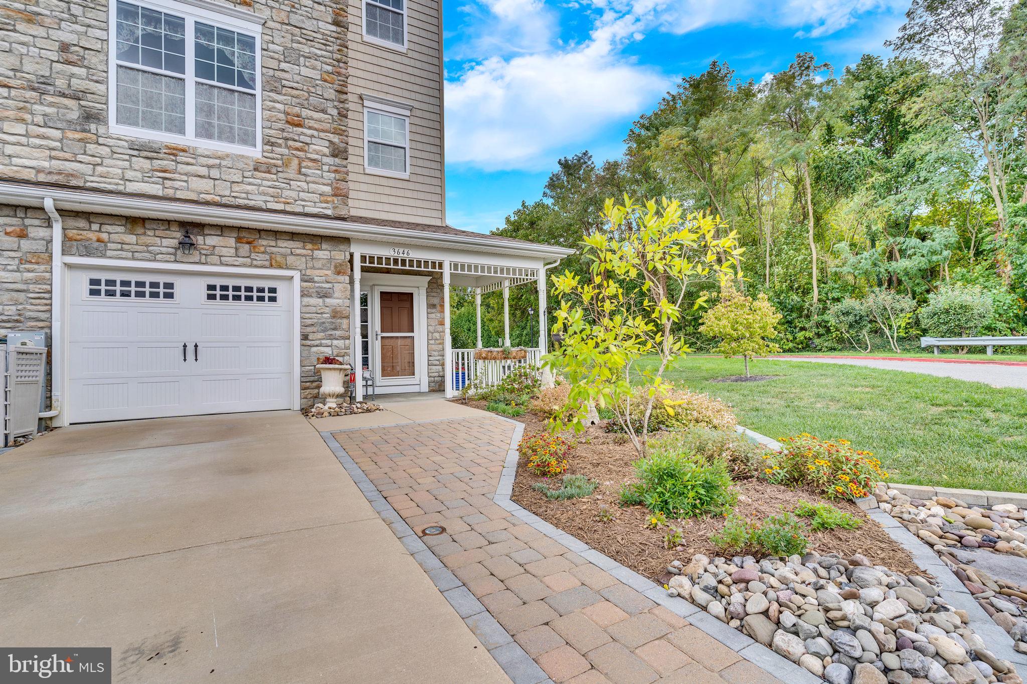 SAN FRANCISCO BY THE BAY - Residential