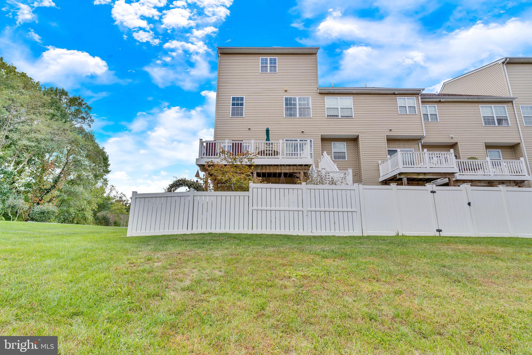 SAN FRANCISCO BY THE BAY - Residential