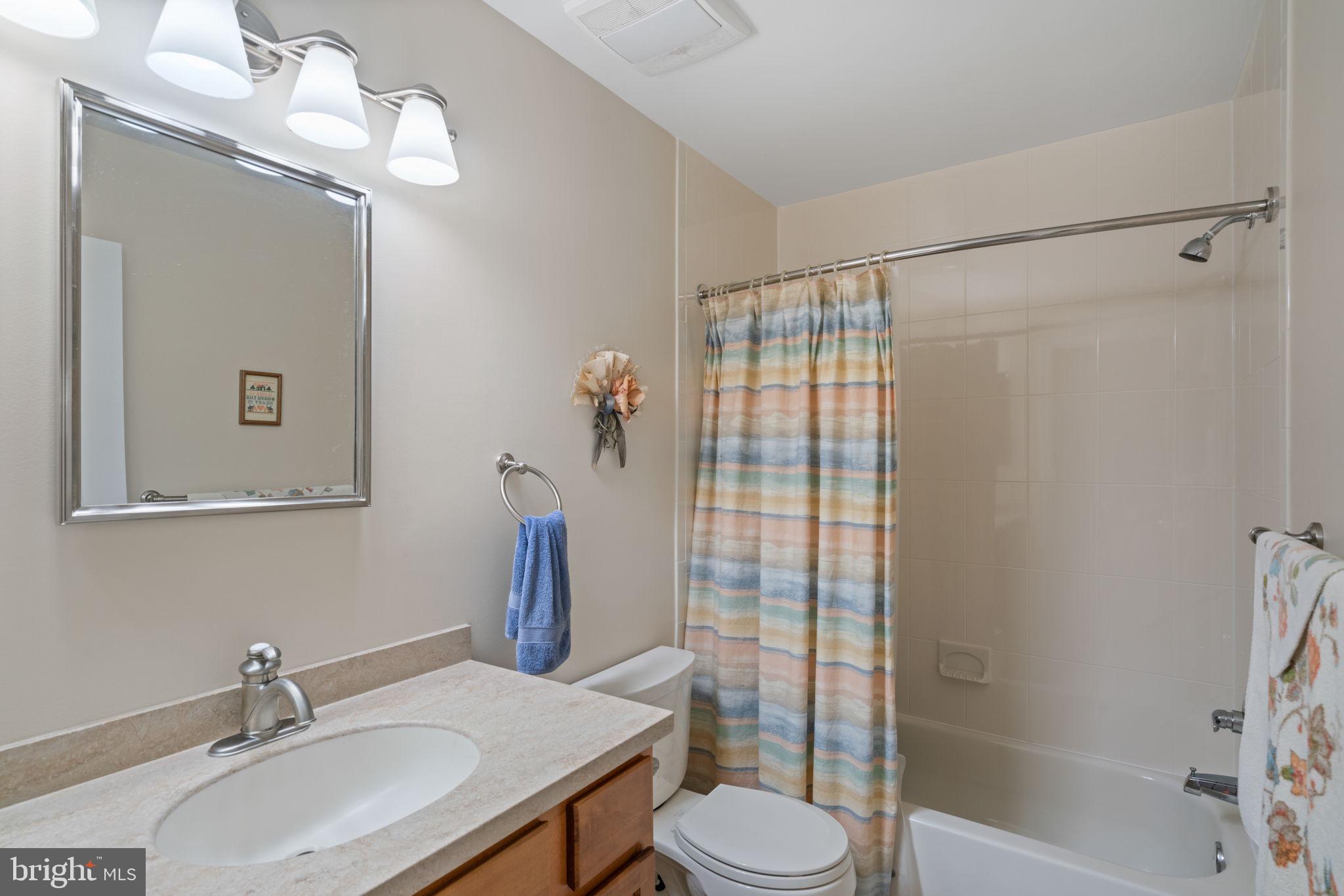 PINECREST - Residential