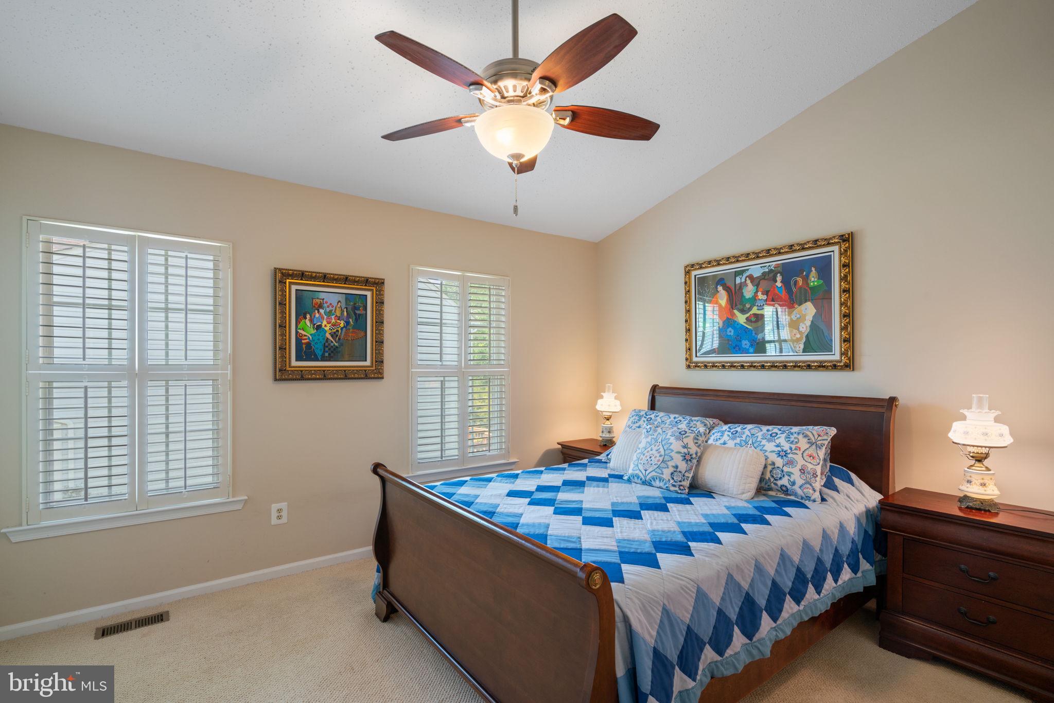 PINECREST - Residential