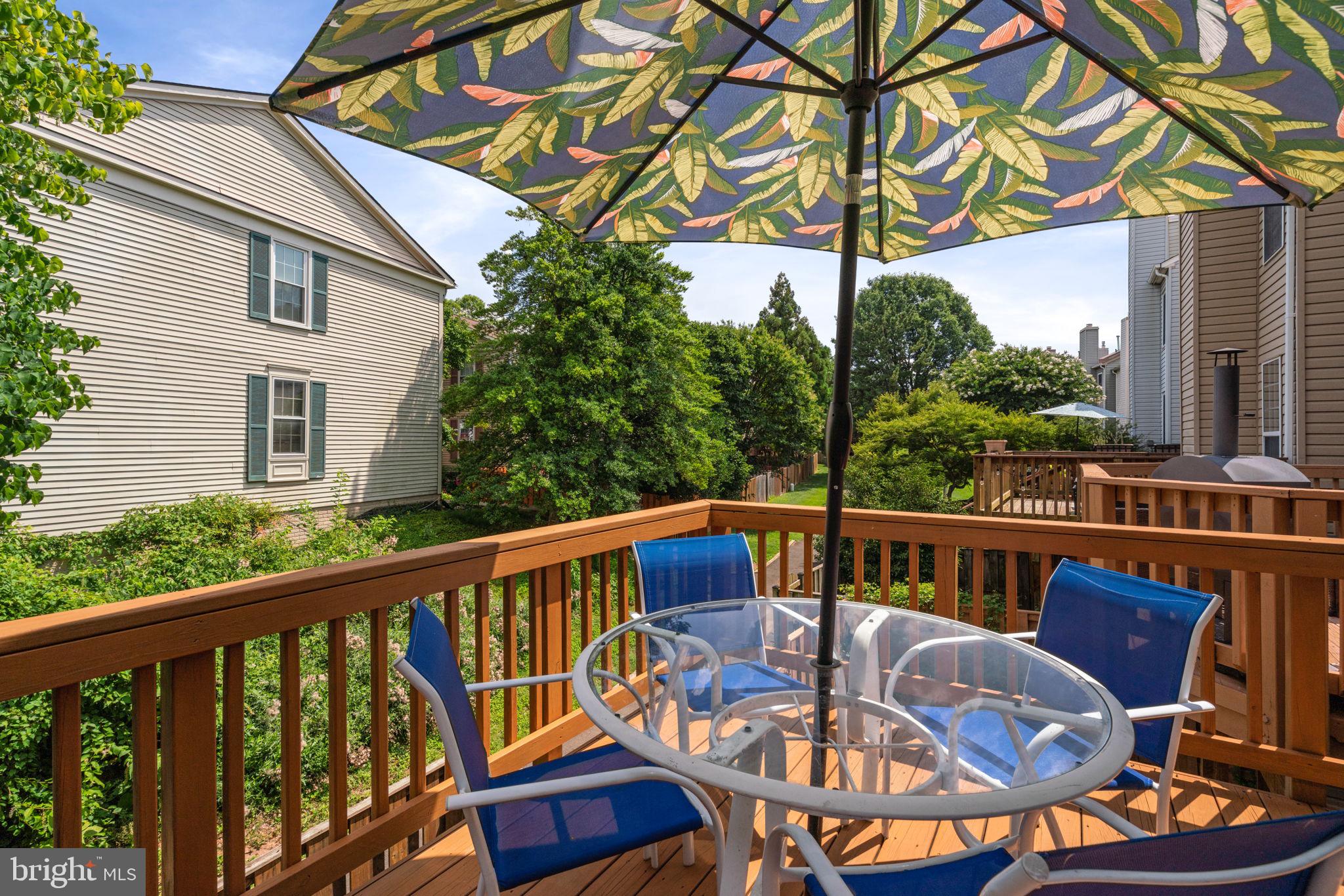 PINECREST - Residential