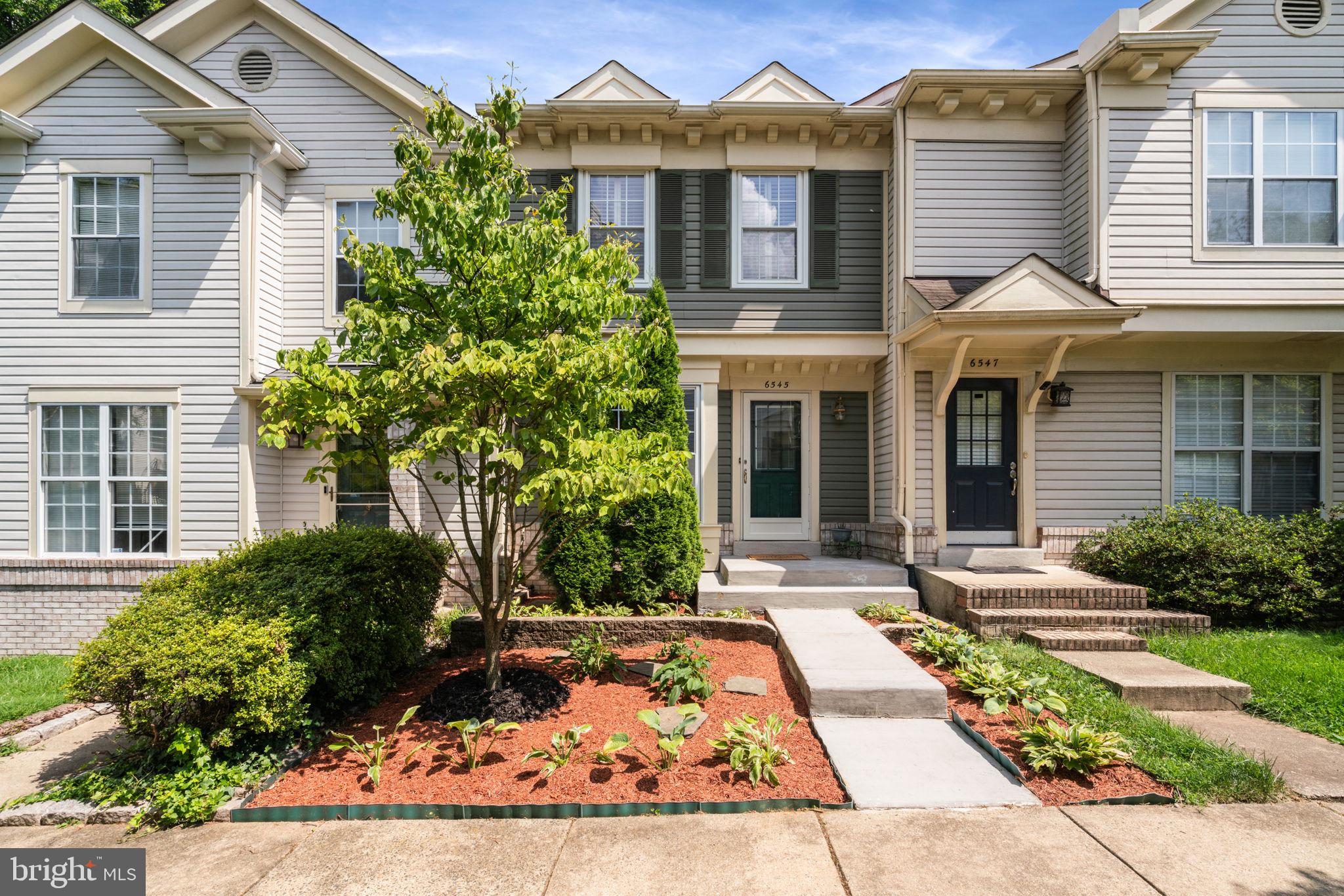 PINECREST - Residential