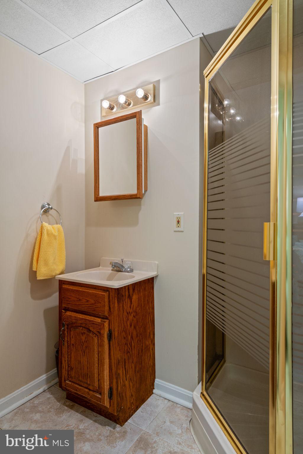 PINECREST - Residential