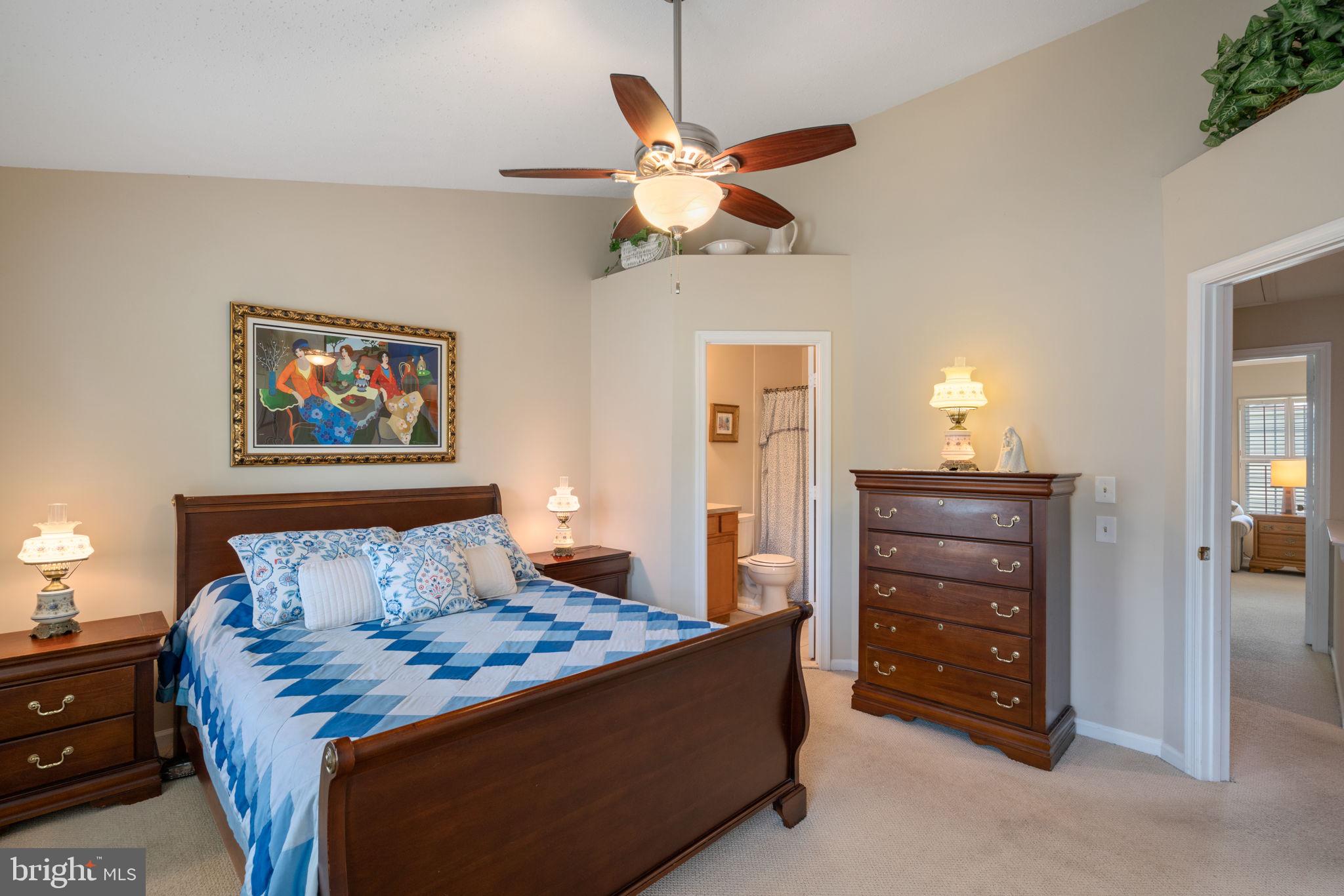 PINECREST - Residential