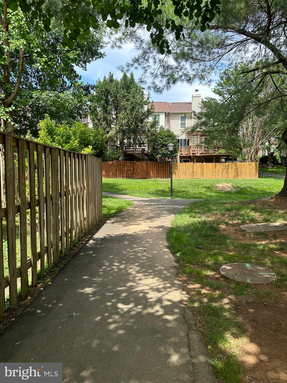 PINECREST - Residential