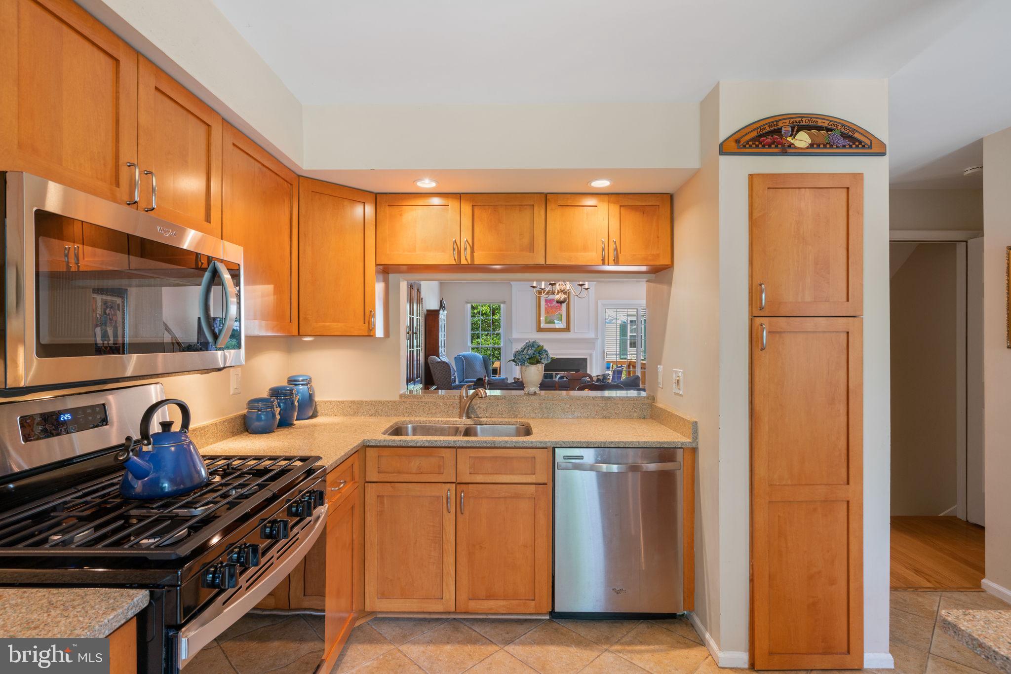 PINECREST - Residential