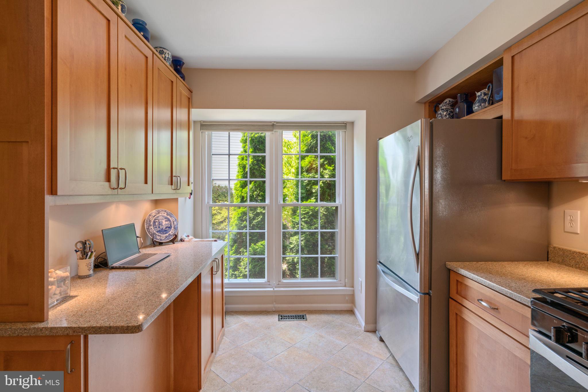 PINECREST - Residential