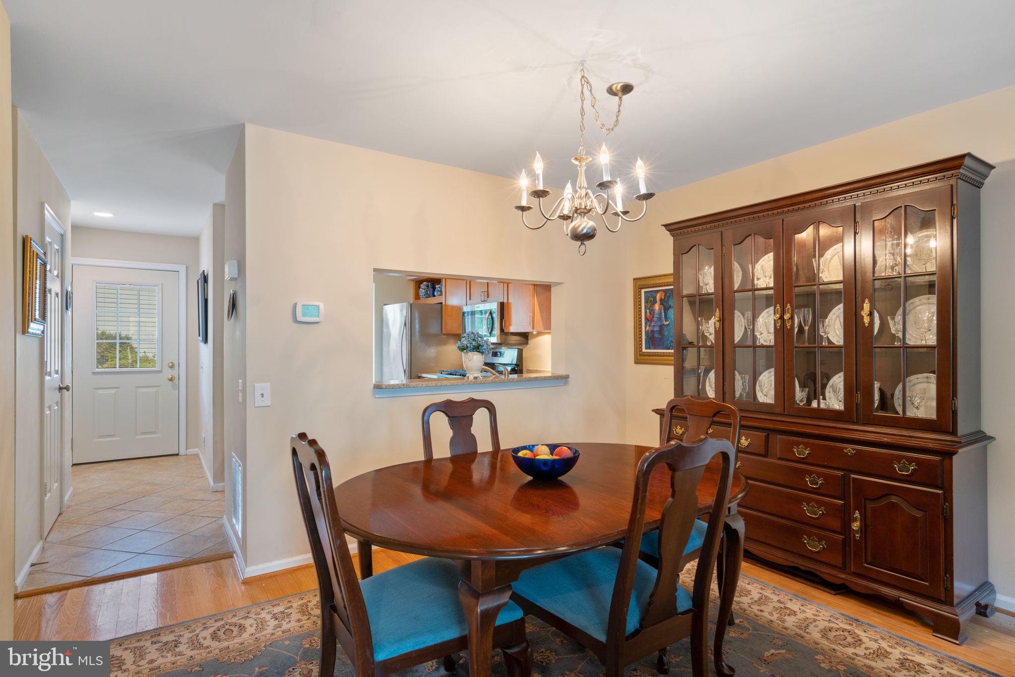 PINECREST - Residential