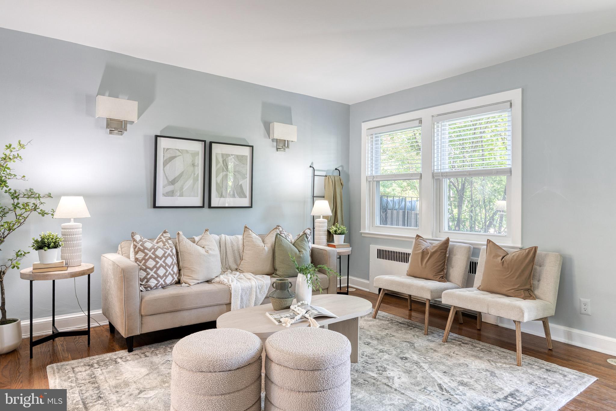 BURKLEIGH SQUARE - Residential