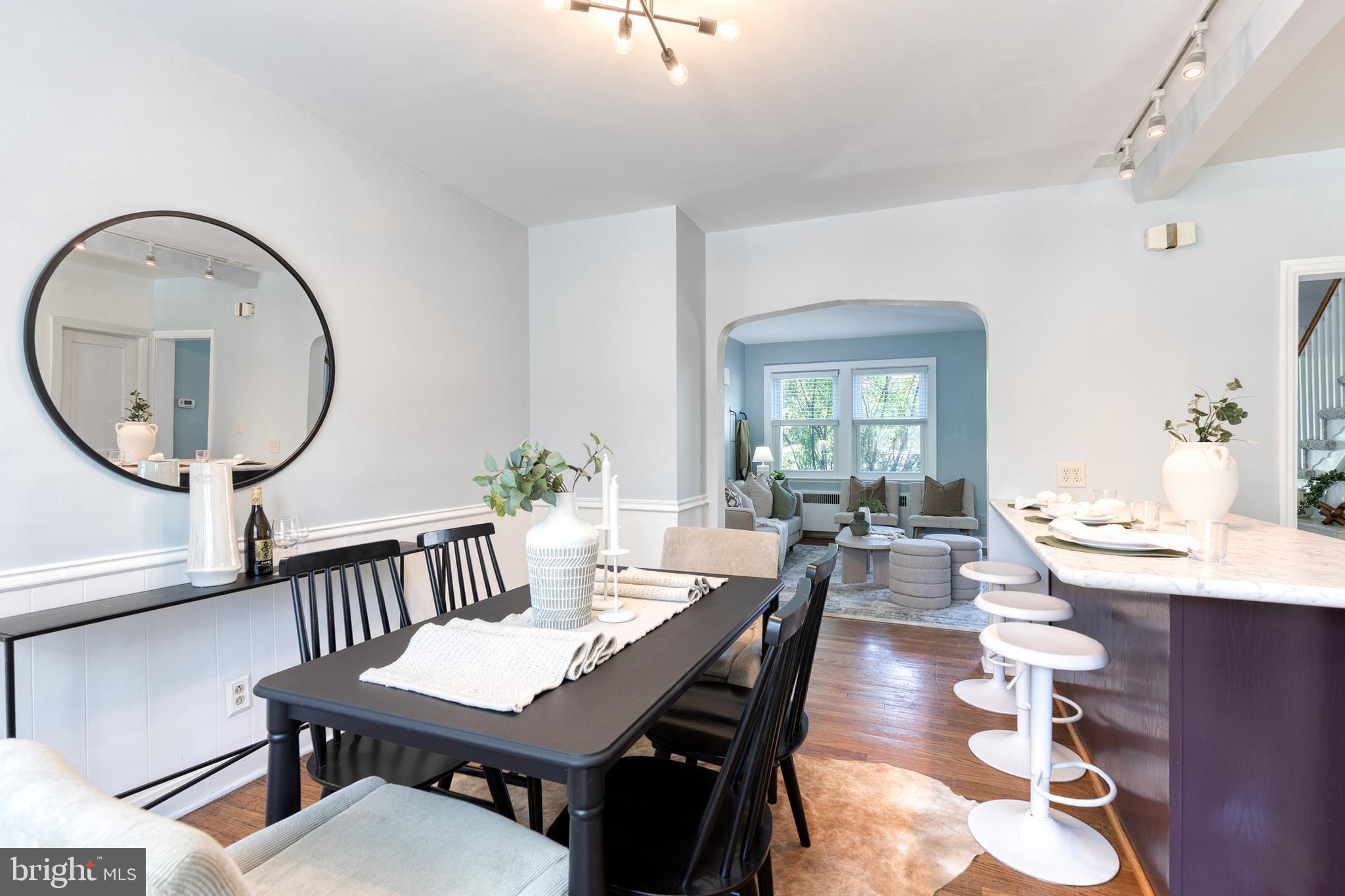 BURKLEIGH SQUARE - Residential