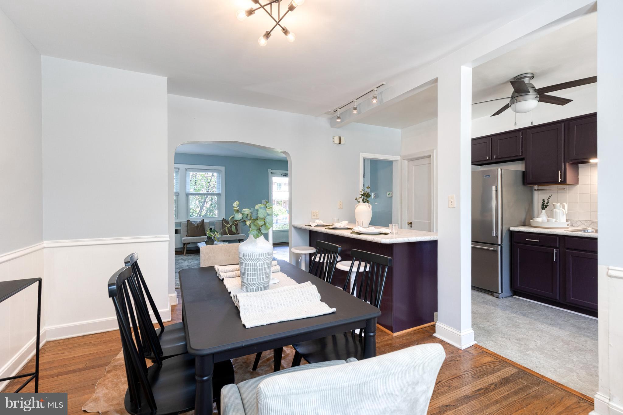 BURKLEIGH SQUARE - Residential